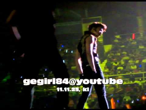 [FANCAM] WOOYOUNG & JUNHO (WOO FOCUS) - MOVE ON (111125)