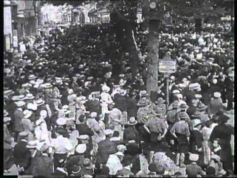 Monument Priester Poppe 28 augustus 1932