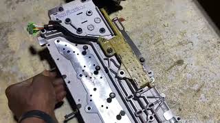 2007 Cadillac Escalade transmission control module replacement