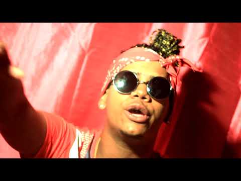 Money Black - La Moet (video oficial) (Goris Films)