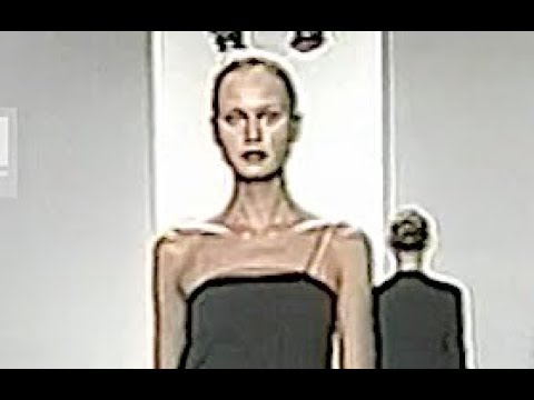 CALVIN KLEIN Fall 1999 2000 New York - Fashion Channel