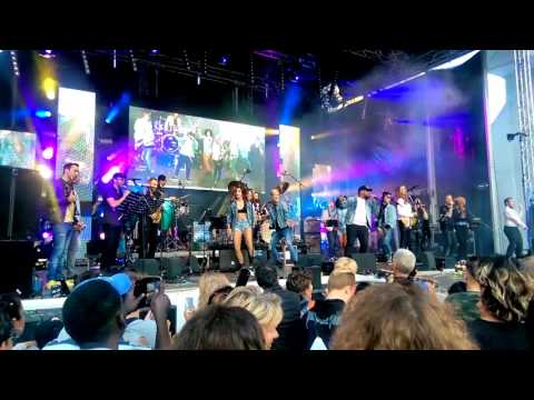 Candy Dulfer & Rico Greene op slotfeest Dam, Amsterdam Gay Pride, 6 augustus 2017