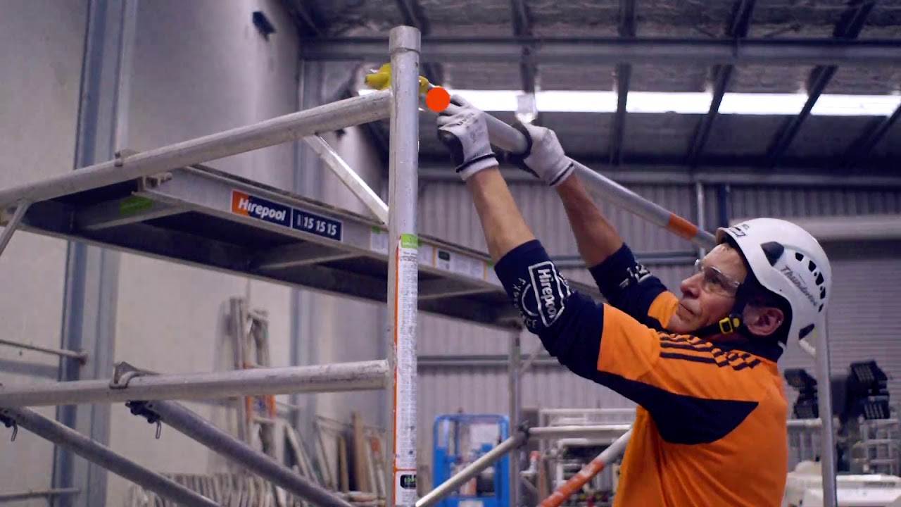 How to erect a mobile scaffold tower