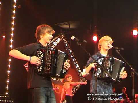 Ketnetpop 2009 Mijn broer en ik - Knallen HQ