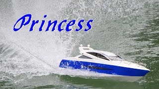 preview picture of video 'RC Yacht Princess - Maxipark Hamm 2014'