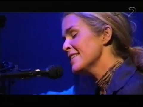 REBECKA TÖRNQVIST  "Vad Jag Vill" TV2 Live 2001 (Pt 2)