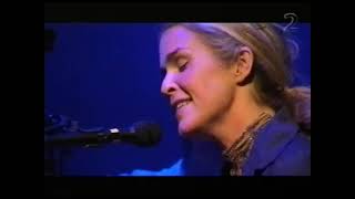 REBECKA TÖRNQVIST  "Vad Jag Vill" TV2 Live 2001 (Pt 2)