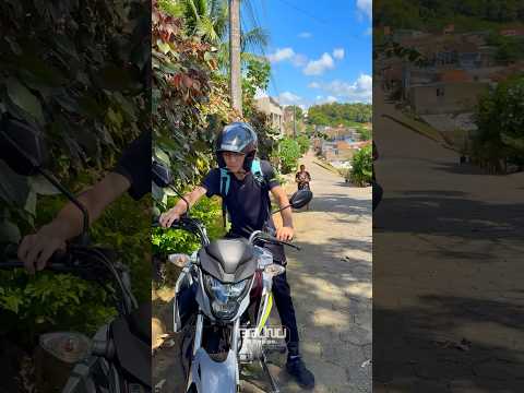 A moto não queria ligar… e depois ele entendeu. 😳 #shorts #drama