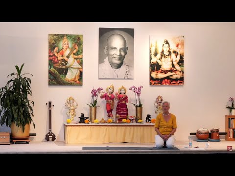 Yoga mit Premajyoti  - Yoga Vidya Mittelstufe Live - 16:15 Uhr 09.09.2021