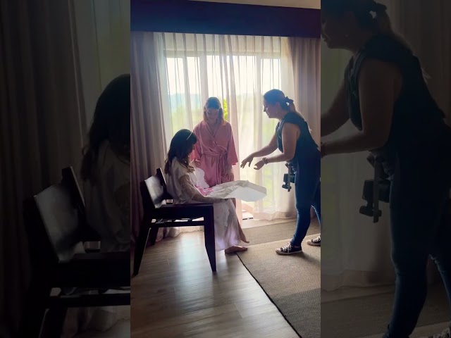 Vídeo relacionado con 6 batas de dama de honor y novia para boda, regalo de fiesta nupcial, Talla única