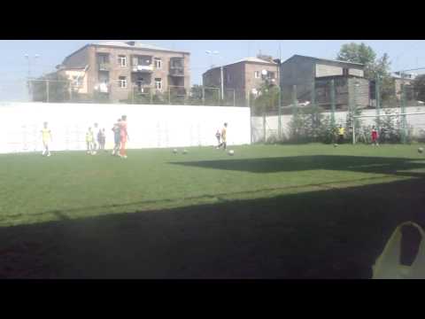 shout in training fc mika