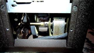 Video thumbnail for the inner workings of the DeArmond tremolo, made in 1946. (2) by scott51381
