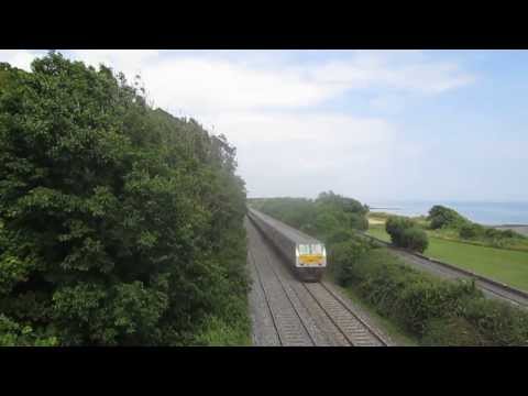 201 Class (No. 233) on southbound Enterprise at The Lady's Stairs, Co. Dublin