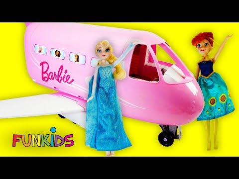 Airplane ! Elsa in Barbie's airplane and Barbie is the pilot