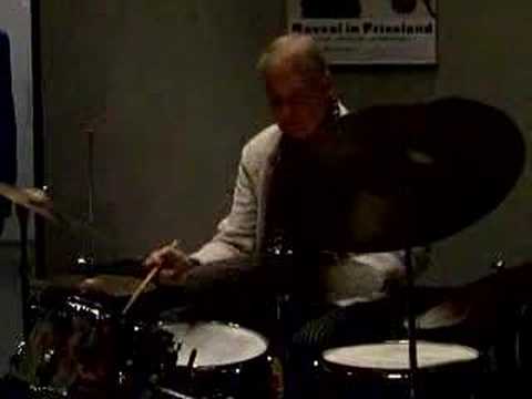 Louis van Dijk Trio in concert (how high the moon)