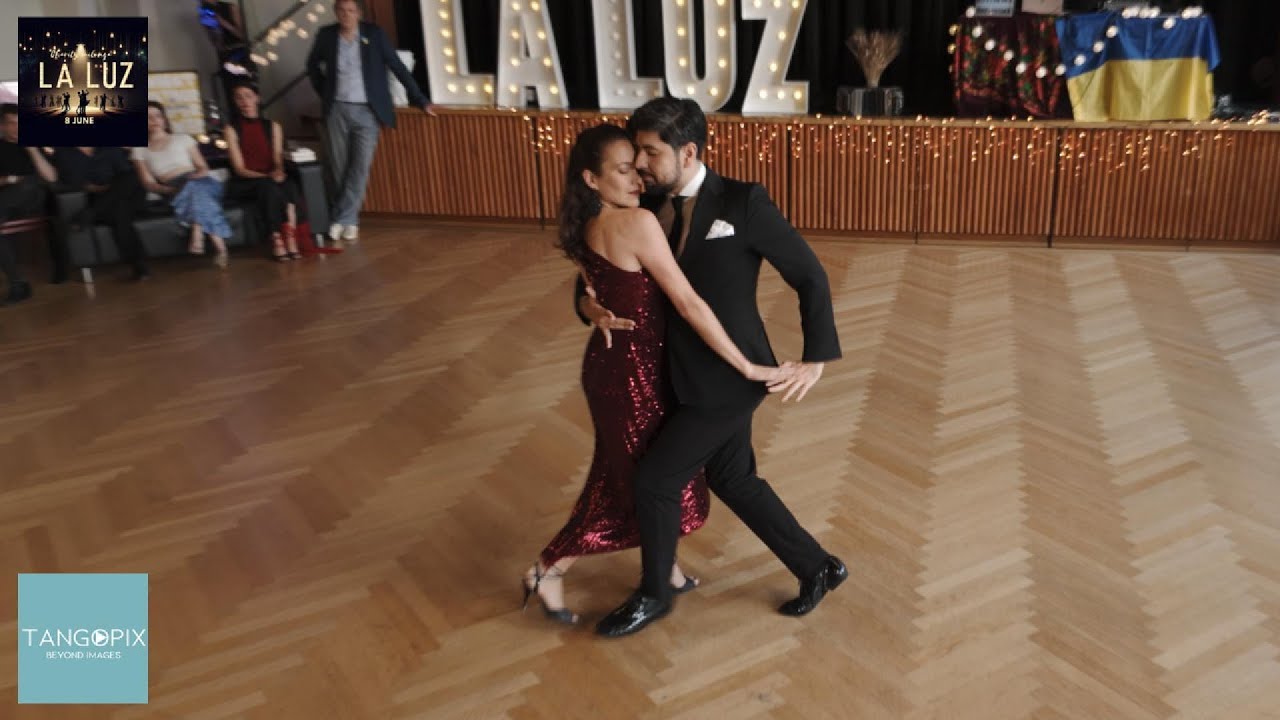 LA LUZ CHARITY MILONGA '25 - Sebastián Jimenez & Maria Belén Giachello dance Aníbal Troilo Danzarín