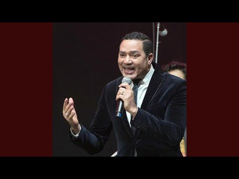 Déjame Entrar en ti - Frank Reyes en vivo