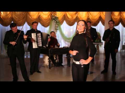 "Ana-Maria Stoian - VINO BARBATE"