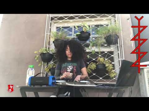 RáDIO VíRUSSS #111 - BONINA (VIRUSSS X BECKS BEER 2021)