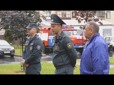 В Гомеле на территории больницы проходят учения МЧС видео