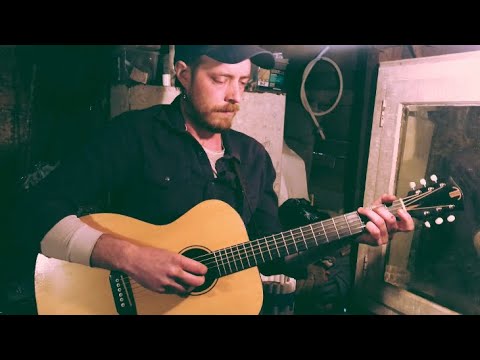 “GemsOnVHS Gems in the Rough Contest” Cory Shenk “Buzzing Hum”