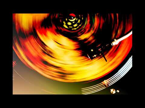 Deadmau5 Vs Thomas Gold - The Reward Is Spicy (Mash Up)