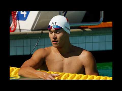 Rio Olympics Mack Horton calls Sun Yang drug cheat ahead 400m final.