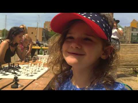 Chess & Jazz, Paco Ŝako