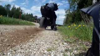 preview picture of video 'Slow Motion Test - GoPro Hero 30 fps 1080, Aprilia sr70r'