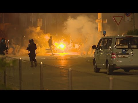 Zürich ZH: Polizeieinsatz wegen Auseinandersetzungen zwischen Fussballfans