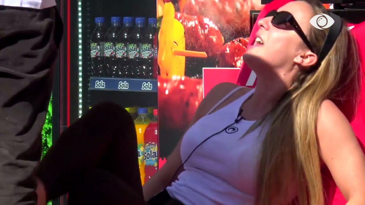 Selin debaton me Juelën, ndërhyn Rogerti: Nuk ke të drejtë të vish tek Juela, ik merre vëmendjen...