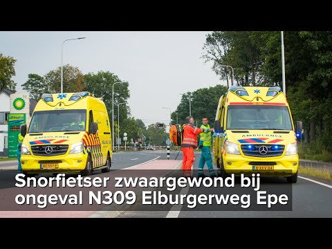 Snorfietser zwaargewond bij ongeval N309 Elburgerweg Epe - ©StefanVerkerk.nl