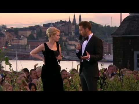 Edda Magnason - Första intervjun - Allsång på Skansen