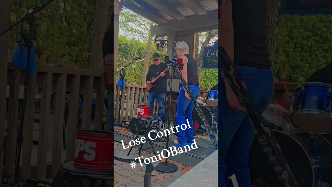Promotional video thumbnail 2 for Toni O Band