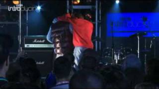 Wretch 32 ft. Wizzy Wow - Be Cool @ BBC Radio 1's Big Weekend (09-05-09) Pt. 1
