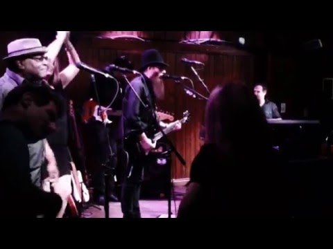 John Gaar band - im just a man looking for a place to lay my head - 4-24-16 saxon pub , austin TX