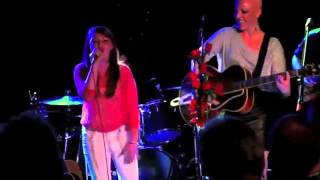 Nell Bryden and Rhed 'Shake the Tree'
