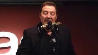 Revolver. Es lo que es hay lo que hay