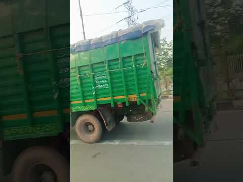 naseeba bhi kya rang laya hai kahan lakar hamen milaya hai