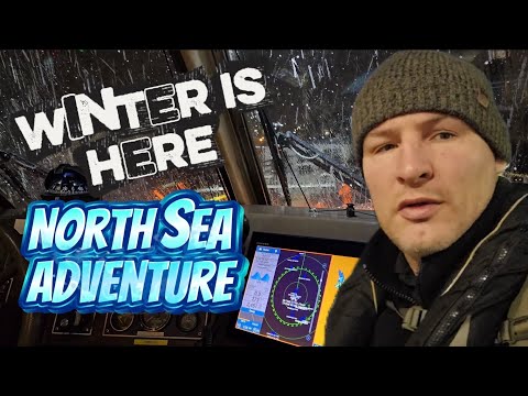 NORTH SEA PILOT BOAT IN CHOPPY SEAS