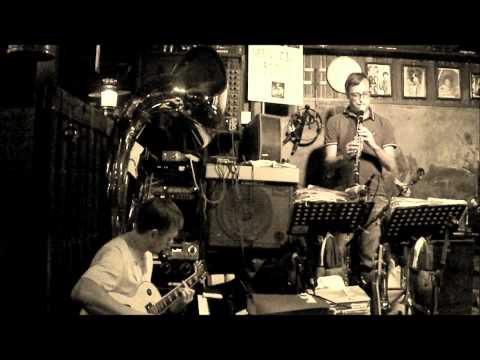 Nuages - Franco Valussi clarinet with guest Rudy from Russia.