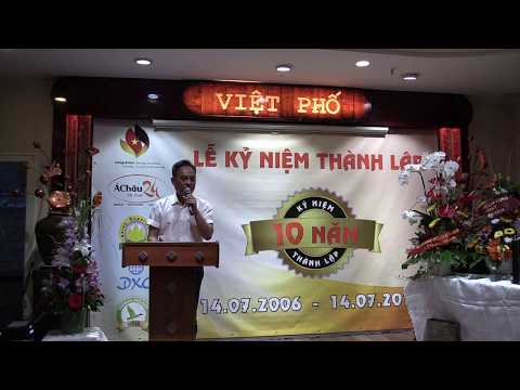ÔNG NGUYỄN VĂN HIỀN GIÁM ĐỐC TTTM ĐỒNG XUÂN CHÚC MỪNG CT Á CHÂU 24