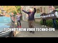 Zien: techno-opa thuis verrast met dikke techno-show