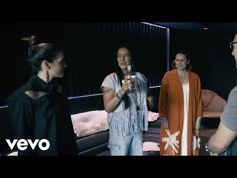 Lila Downs, Niña Pastori, Soledad - Mezcalito (Behind the Scenes)