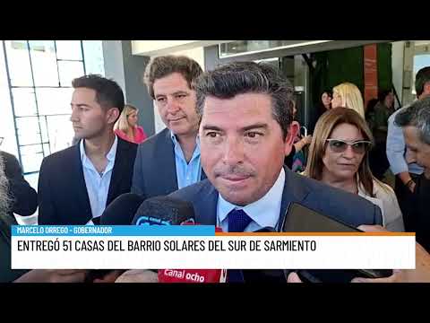 Orrego entregó 51 casas del barrio Solares en Sarmiento