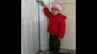 Siya opening the door