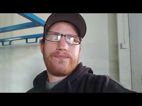 I found the most punchable face ever! Mine!