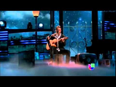 Ricardo Arjona recibe el Premio a la excelencia en Premio lo Nuestro