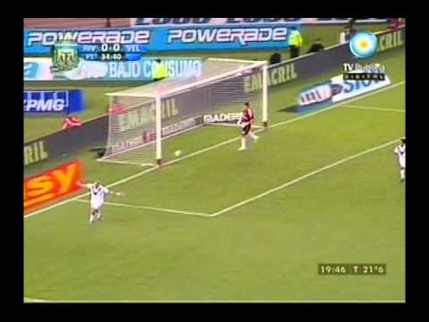 Gol de Silva a River tras blooper de Chichizola