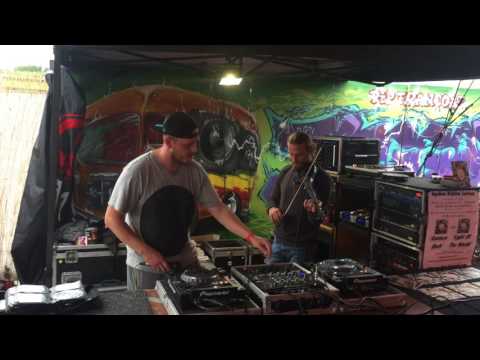 Mad Codiouf ft Ras Divarius - Reggaebus Festival 6 - Rockerill (Charleroi) - 28/07/2017